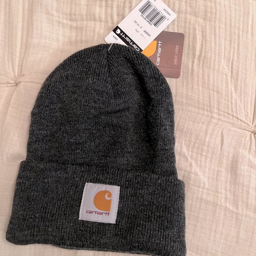 NWT- Carhartt Gray beanie